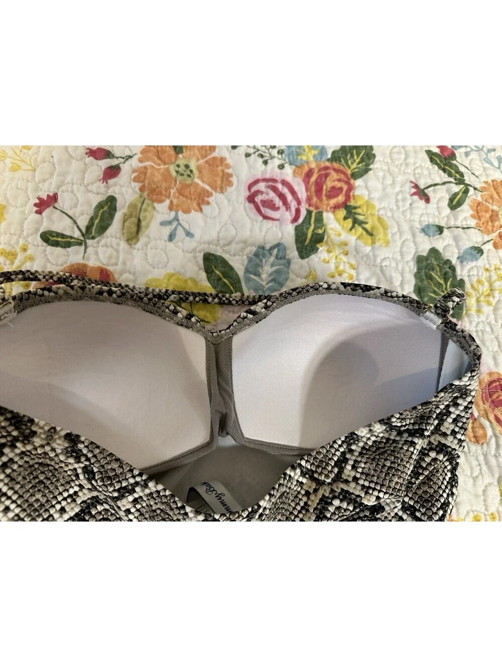 Tommy Bahama Desert Python Twist Front Bandeau Sexy One Piece Swimsuit Small EUC
